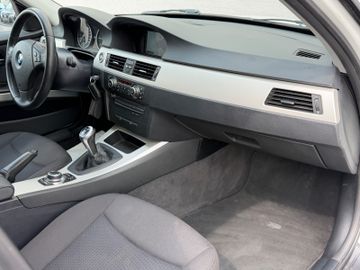 BMW 318 - 12