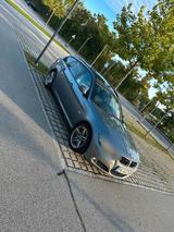 BMW E91 320i Touring - BMW 320: E91