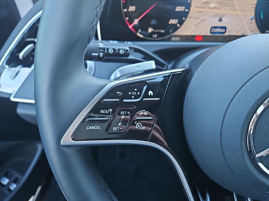 Fahrzeugabbildung Mercedes-Benz E 300 eT Avantg. Distronic+ AHK HUD Memory 360°