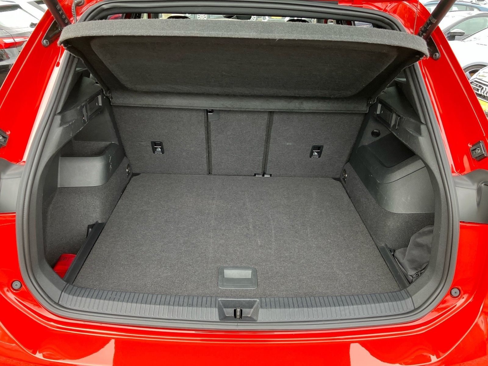 Volkswagen Tiguan - Bild 8