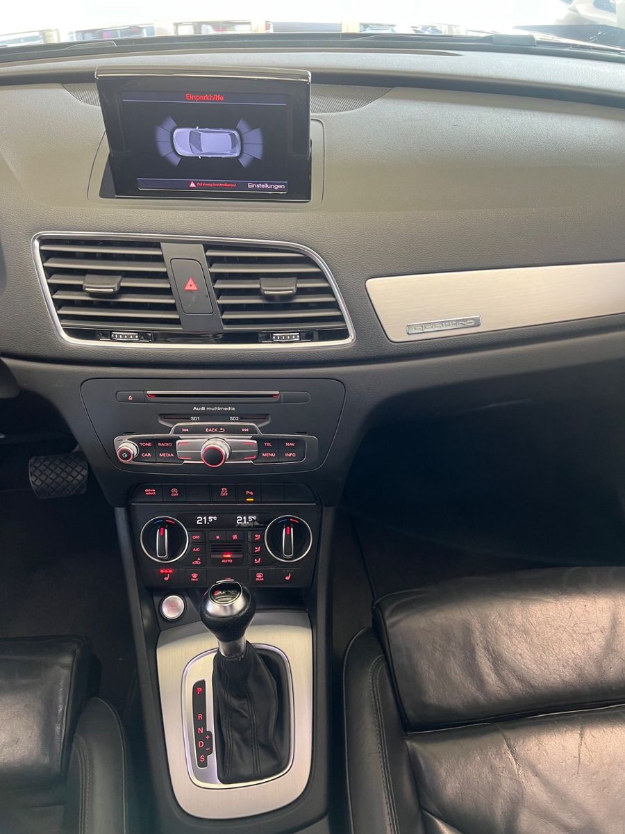 Fahrzeugabbildung Audi Q3 sport S line quattro