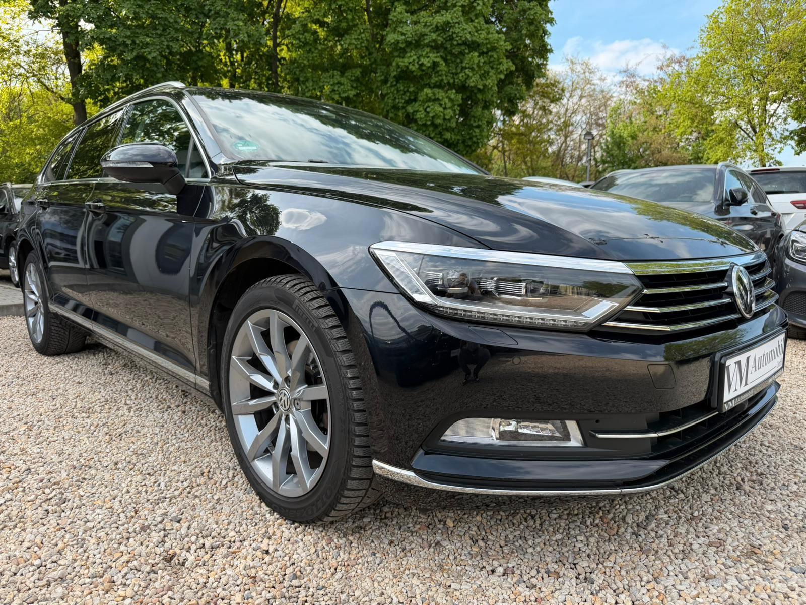 Volkswagen Passat Variant DSG Pano*ACC*Navi*AHK*360Kam