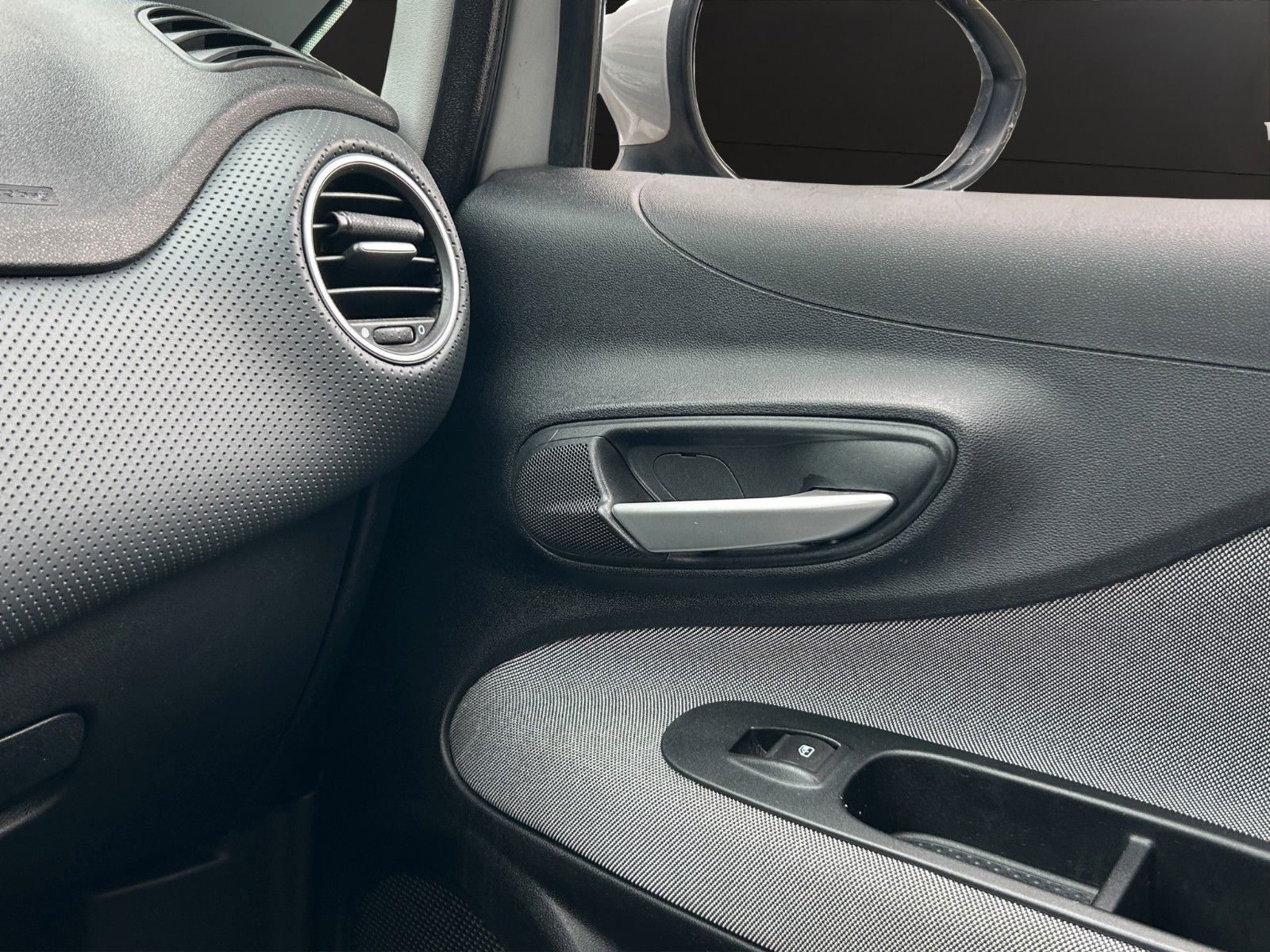 Fahrzeugabbildung Fiat Punto Evo Dynamic Klima  Zahnrimmen neu/
