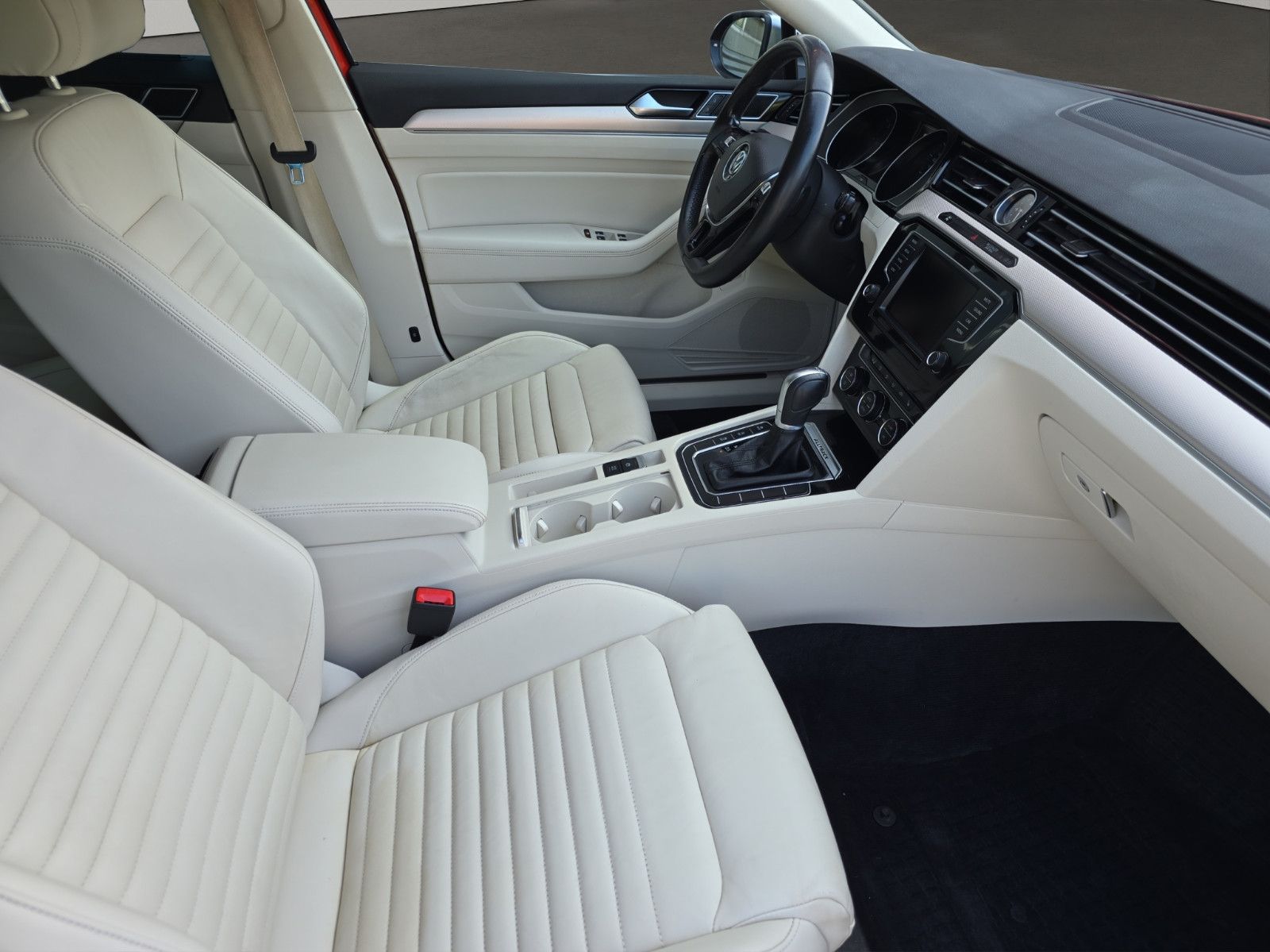 Fahrzeugabbildung Volkswagen Passat Variant Alltrack BMT/Start-Stopp 4Motion