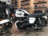 Triumph Seltene weiße Triumph Bonneville SE, 2012