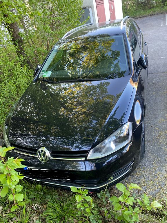 Image of Volkswagen Golf