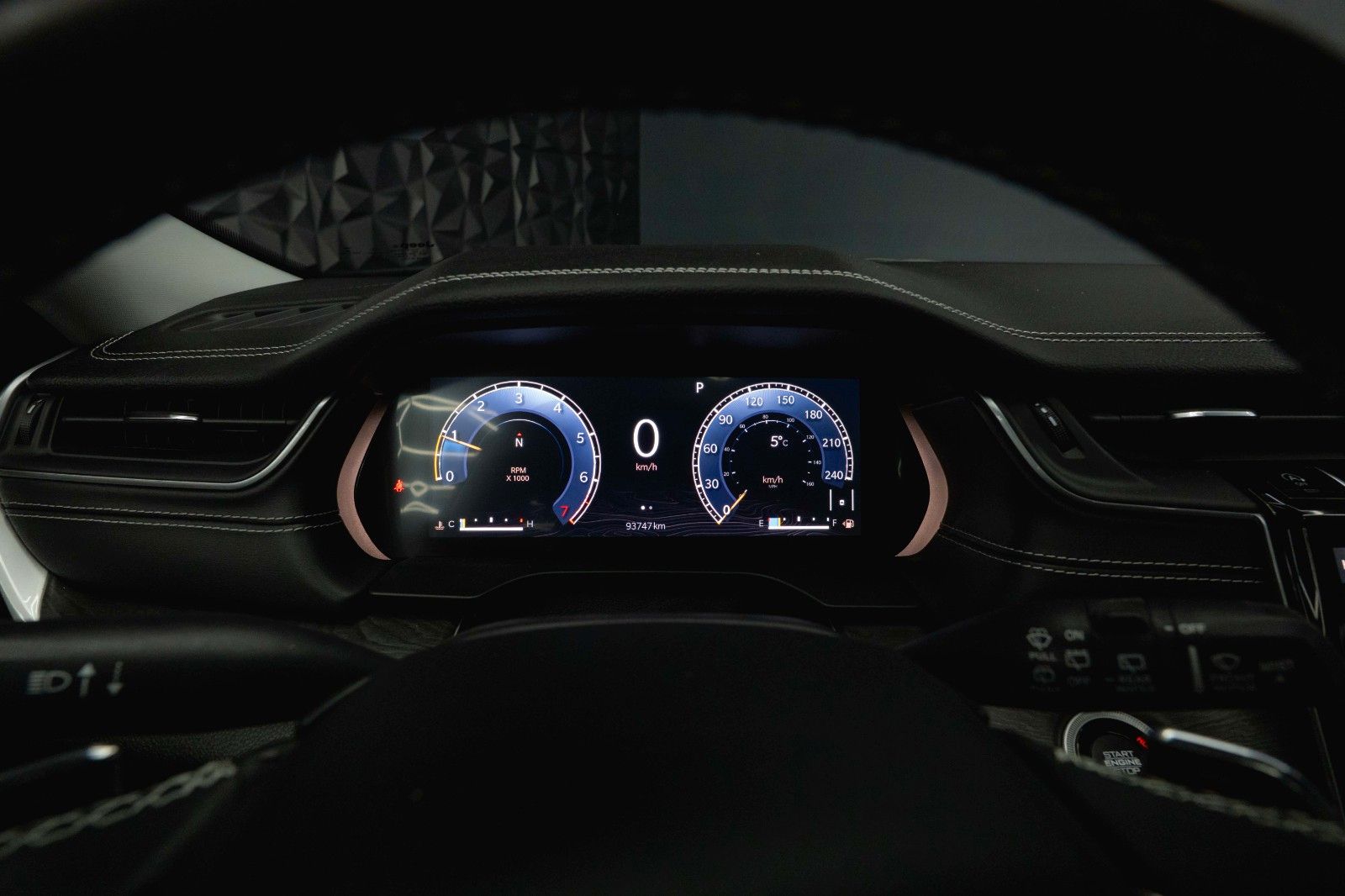 Fahrzeugabbildung Jeep Grand Cherokee 3.6 4x4 LIMITED L Modell 2022 19%