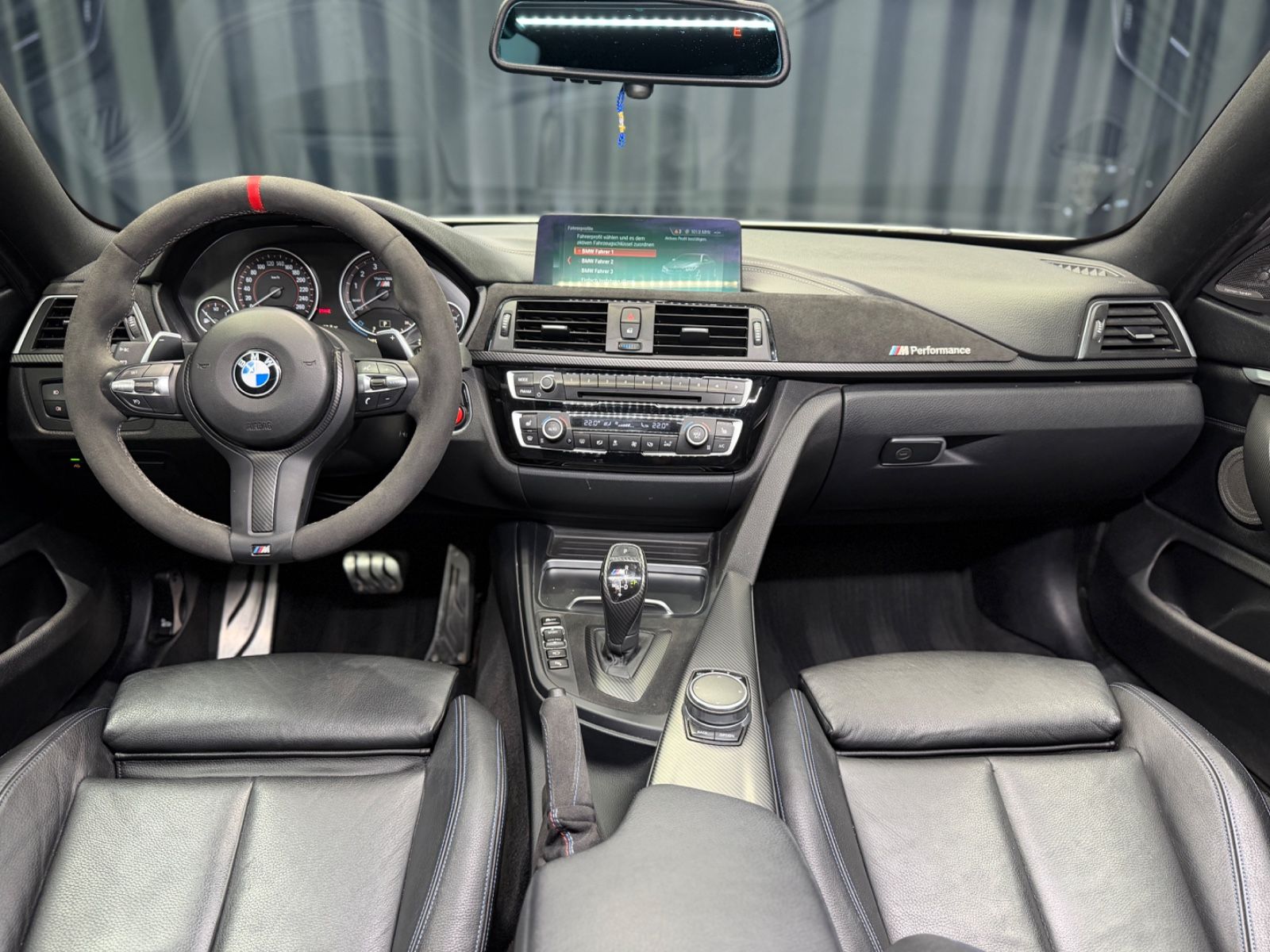 Fahrzeugabbildung BMW 440 Gran Coupé M-PAKET|MPPSK|H&K|HuD|LEDER|PANO