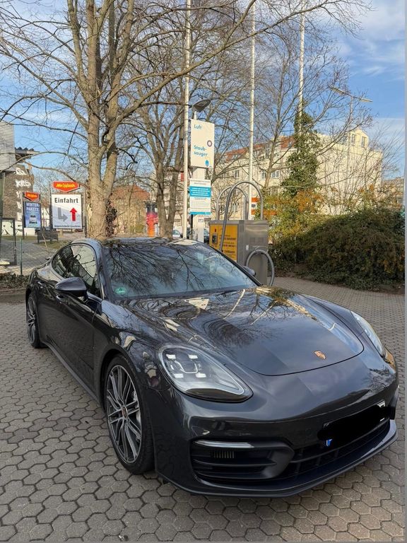 Image of Porsche Panamera