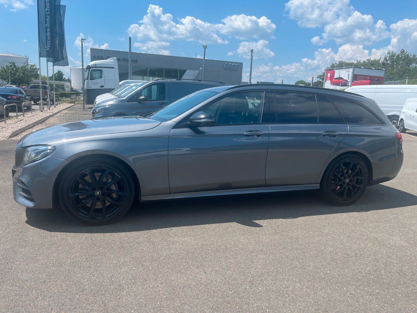 MERCEDES-BENZ E 400 d 4MATIC T AMG Voll