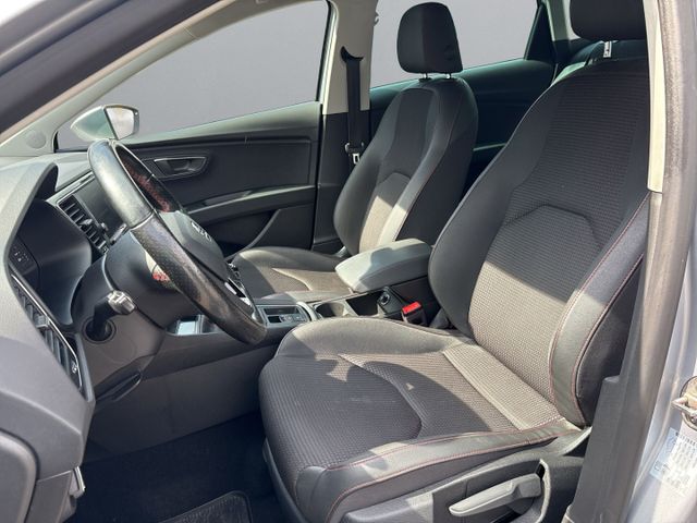 Leon ST FR Black Matt Edition * Sportpaket+Navi+