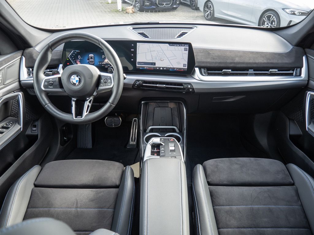 BMW X1 sDrive 18i M-Sport PANO AHK KAM LED SHZG foto 11