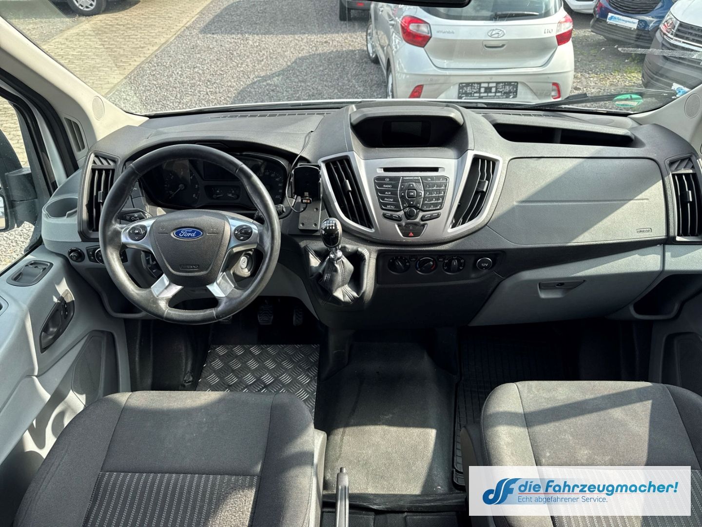 Fahrzeugabbildung Ford Transit Kombi 350 L3 Trend 2.2 TDCi DPF *EXPORT
