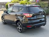 Ford Kuga ST-Line 2.0 TDCi 4X4 R-Kam Pano Navi - gebrauchte Ford SUV & Geländewagen