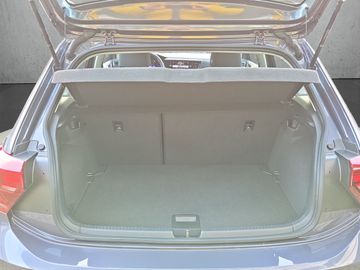 Fahrzeugabbildung Volkswagen Polo Life 1.0 TSI DSG IQ.DRIVE Klima