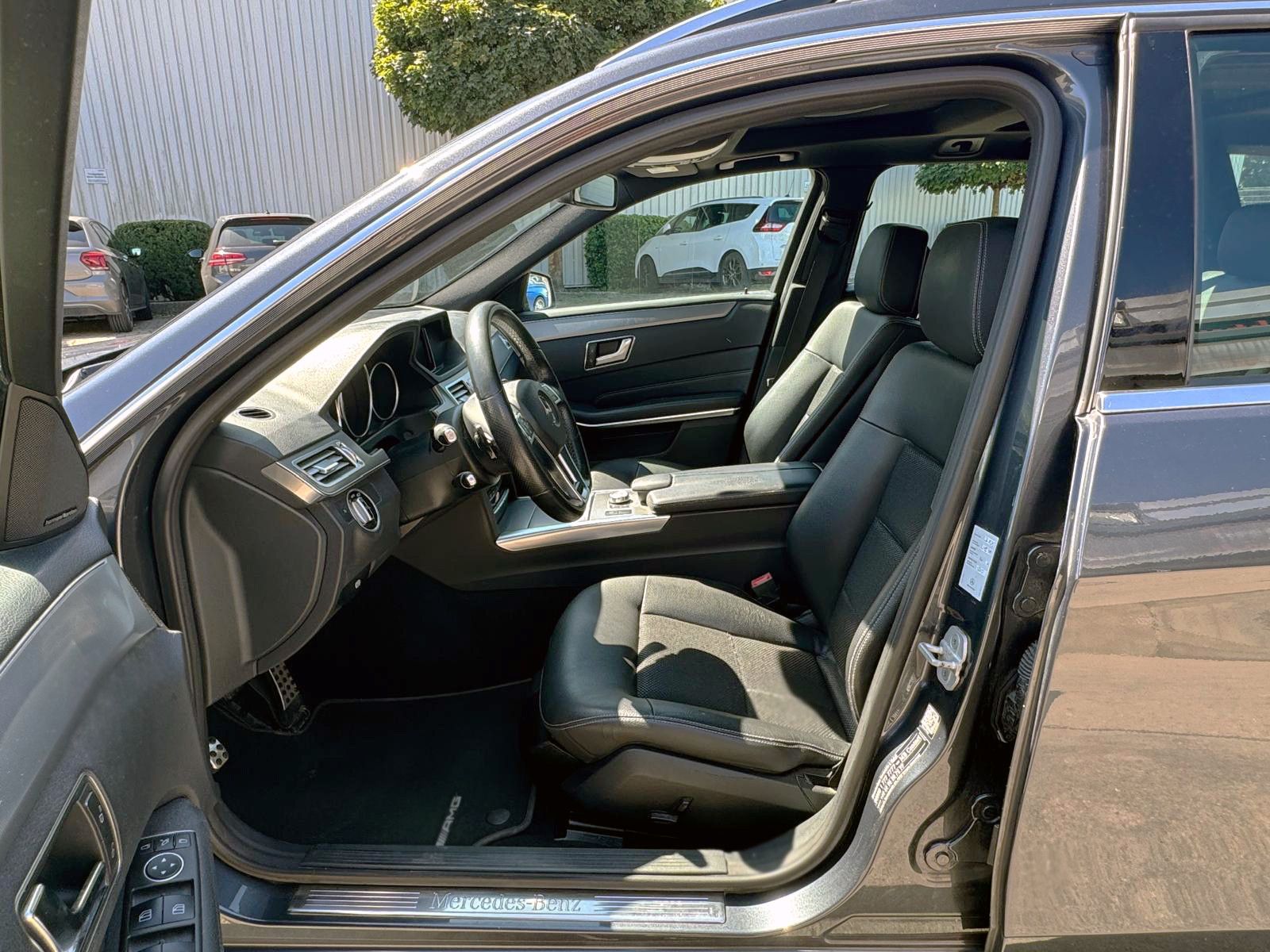 Fahrzeugabbildung Mercedes-Benz E 350 Avantgarde Bluetec MwSt. AHK 360° H&K  ACC