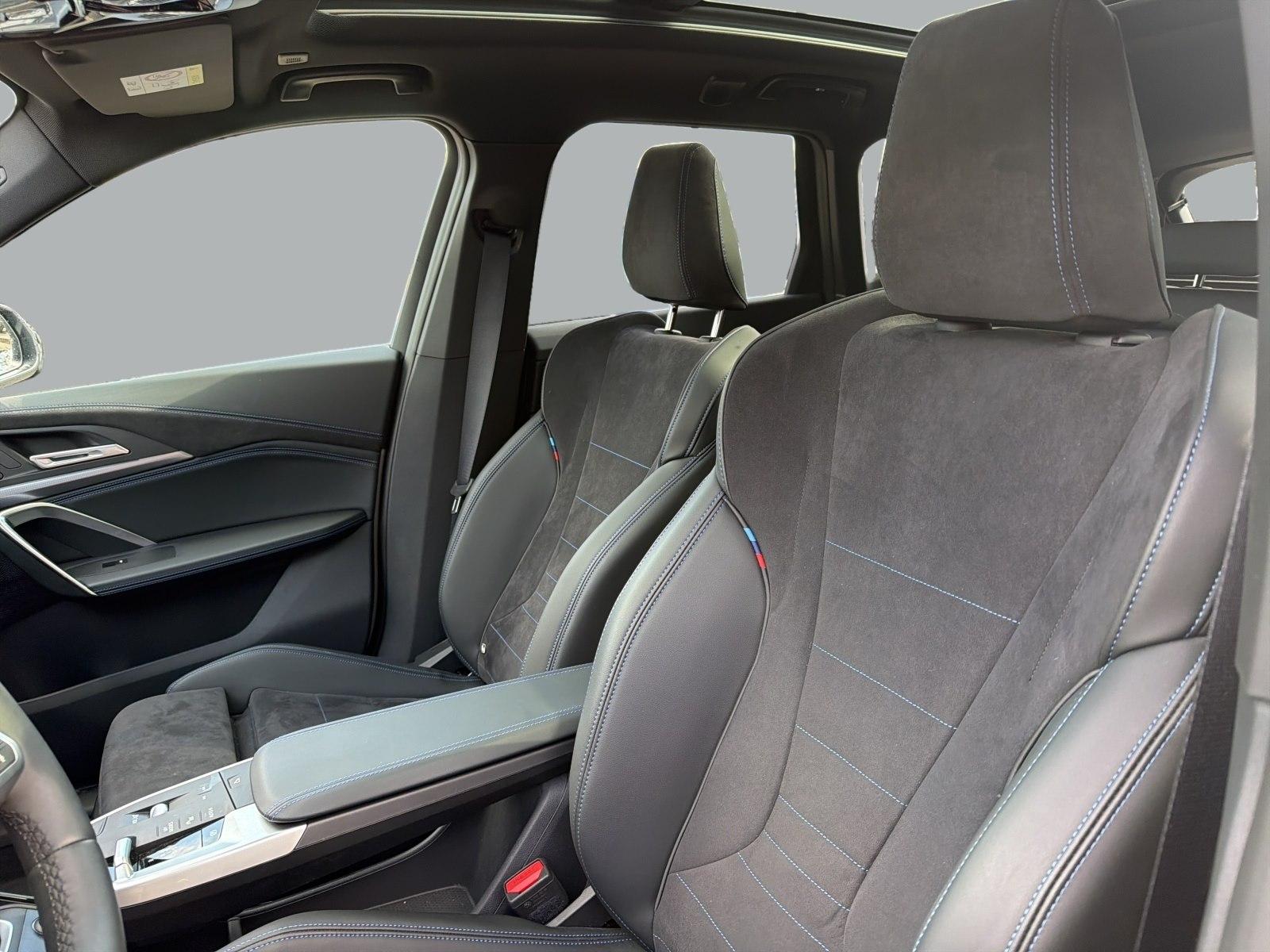 BMW X1 sDrive18i M Sportpaket | AHK PANO RFK HIFI BT