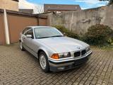 BMW E36 320i Coupe 6 Zylinder - BMW 320: Coupe, E36 320i