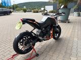 KTM Duke 125 - KTM 125