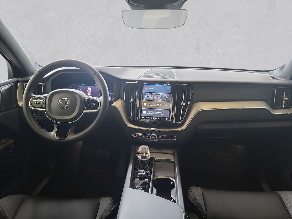 Volvo XC60 Plus Dark Recharge Plug-In Hybrid AWD T6 Tw