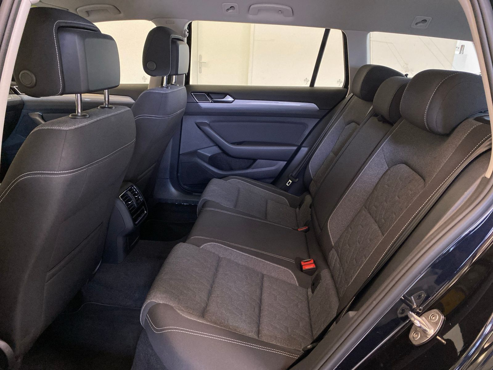 Volkswagen Passat - Bild 8