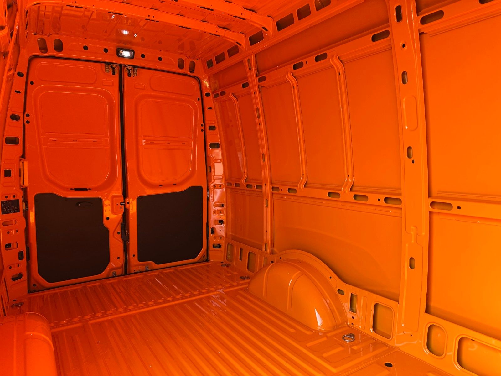 Fahrzeugabbildung Iveco Daily 35S16 HA8 *R.3520mm*Neues Modell*