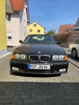 BMW 320i Cabrio E36  m-packet - BMW 320: Pack M