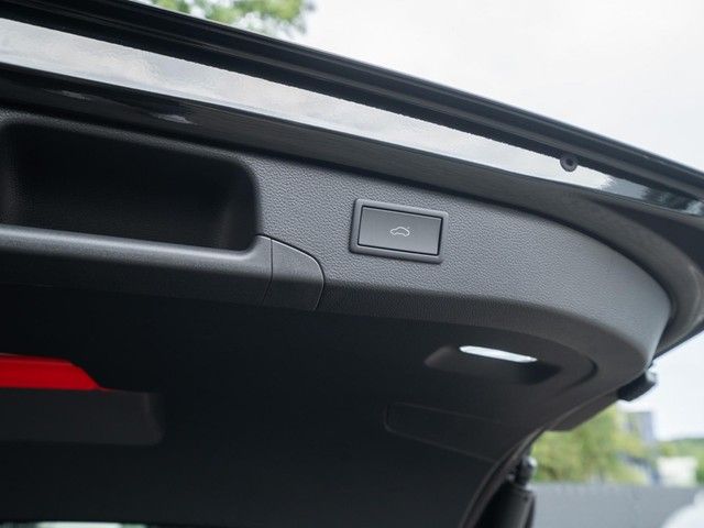 Passat Variant Elegance eHybrid DSG AHK Winter-P