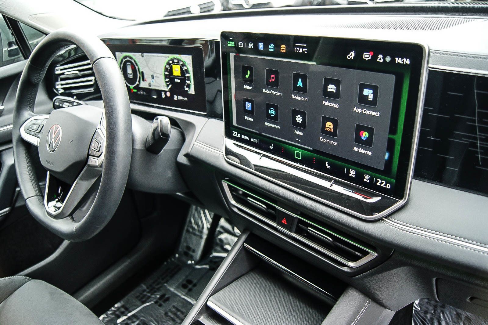 Fahrzeugabbildung Volkswagen Tiguan 1.5 eTSI 110 kW Elegance ANHZV CIPRESSINO