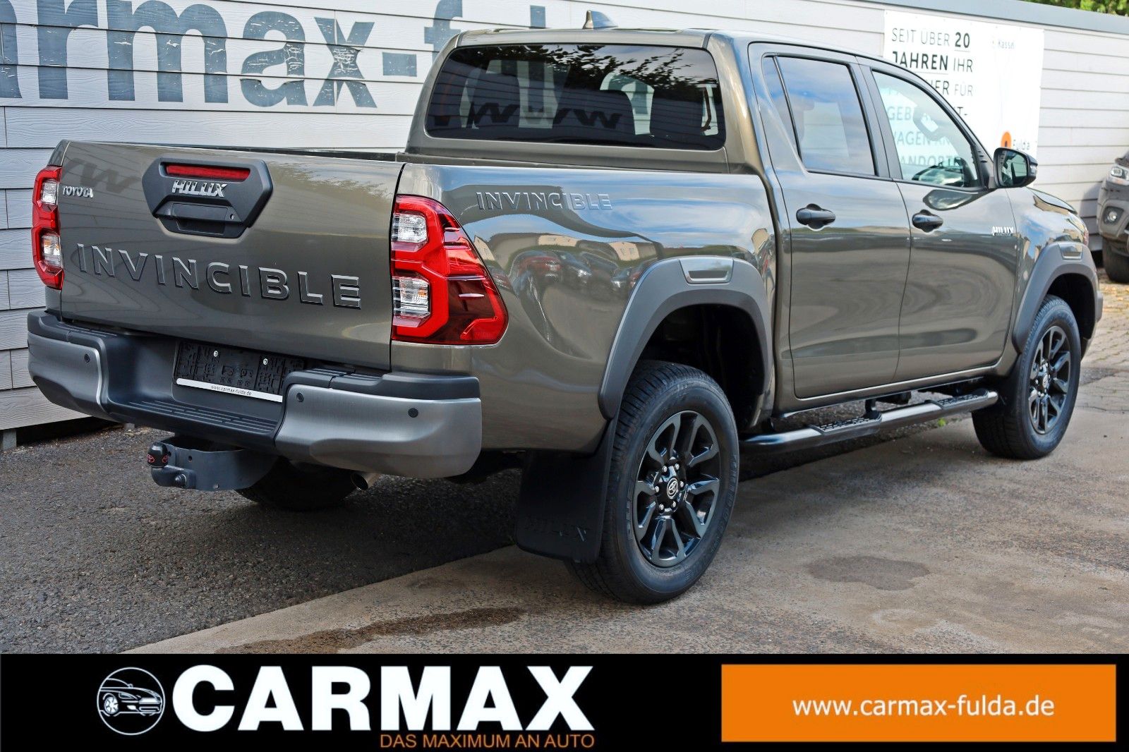 Fahrzeugabbildung Toyota Hilux 2.8 D-4D 4x4 Invincible,DOKA,Leder,ACC,AHK