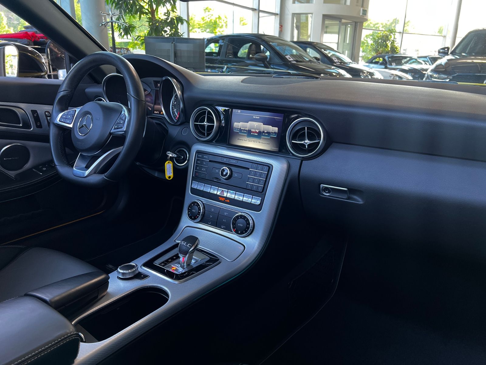 Fahrzeugabbildung Mercedes-Benz SLC 300 Final Edition H/K AMG LED NAVI ALU