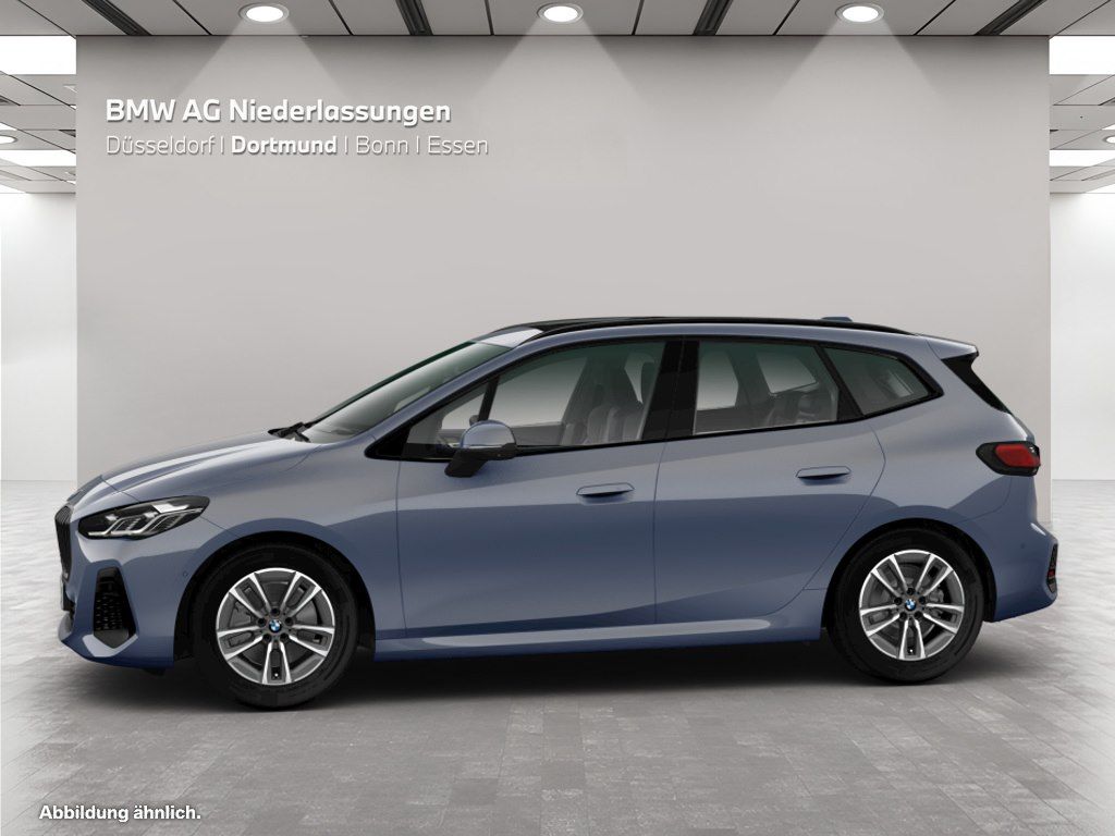BMW 223 Active Tourer - Bild 8