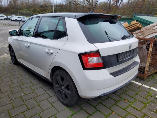 Skoda Fabia R5 *NAVI*RFK*PANORAMA*R5