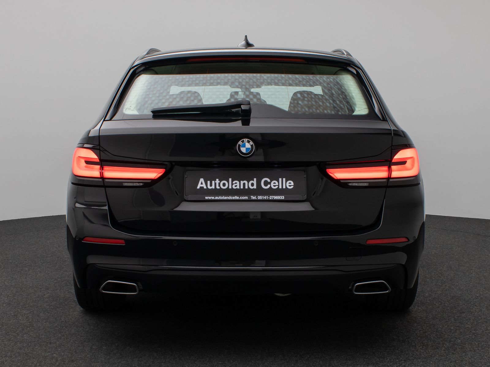 Fahrzeugabbildung BMW 540i xD Laser HUD DAB HiFi AHK Komfort Alarm