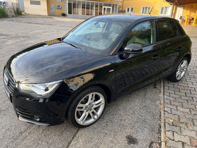 Audi A1 Sportback 1,6 TDI*Navi~Leder~Xenon~S-Line*