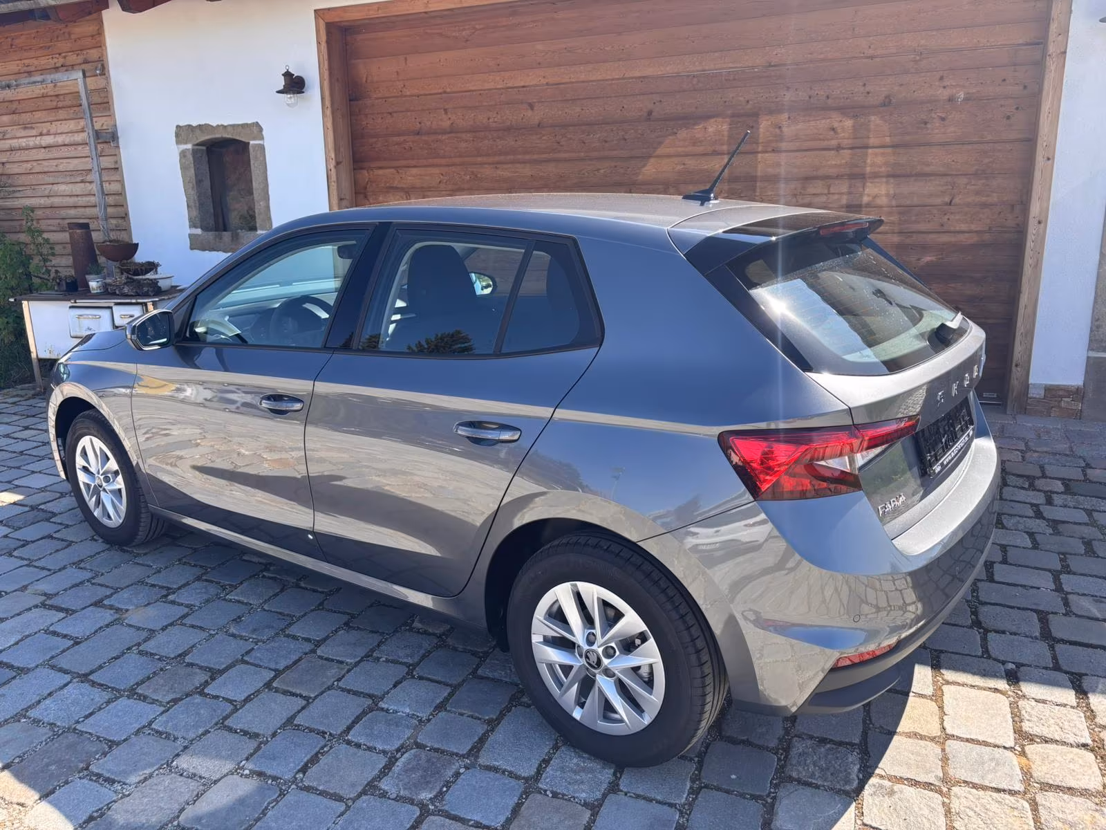 Skoda Fabia 1.0 TSI  DSG Alu RFK LED MirrorLi.