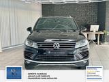 Volkswagen Touareg 1 HAnd. R-Line. - Volkswagen Touareg in Düsseldorf