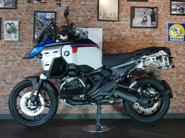 BMW R 1300 GS Adv. Trophy 3 Pakete, Schmieder., Akra