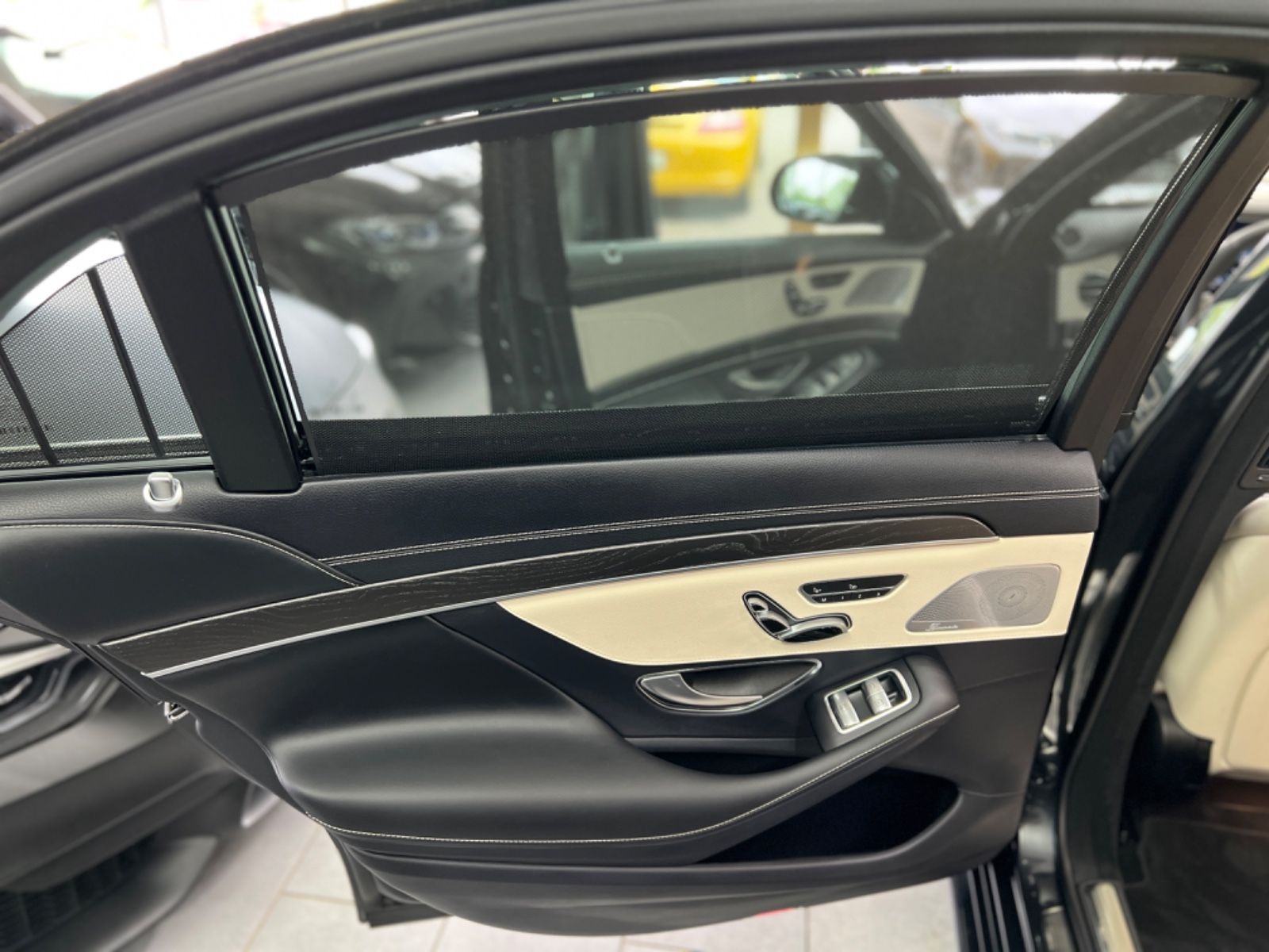 Fahrzeugabbildung Mercedes-Benz S 450 4Matic L*LANG*AMG-LINE*BURMESTER*1.HAND*