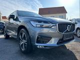 Volvo XC60 R DESIGN AWD HUD + PANO + MEMORY+360 KAMERA - Volvo XC60 in Saarbrücken