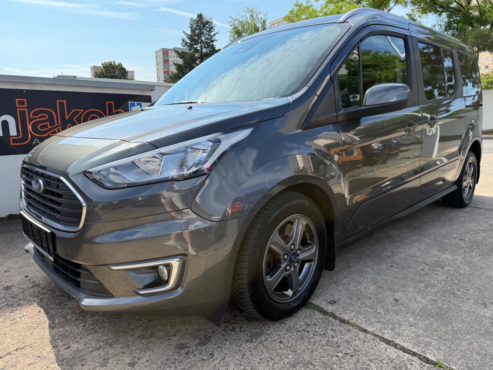 Ford Grand Tourneo Connect Titanium+USB+BC+MFL+SITZH
