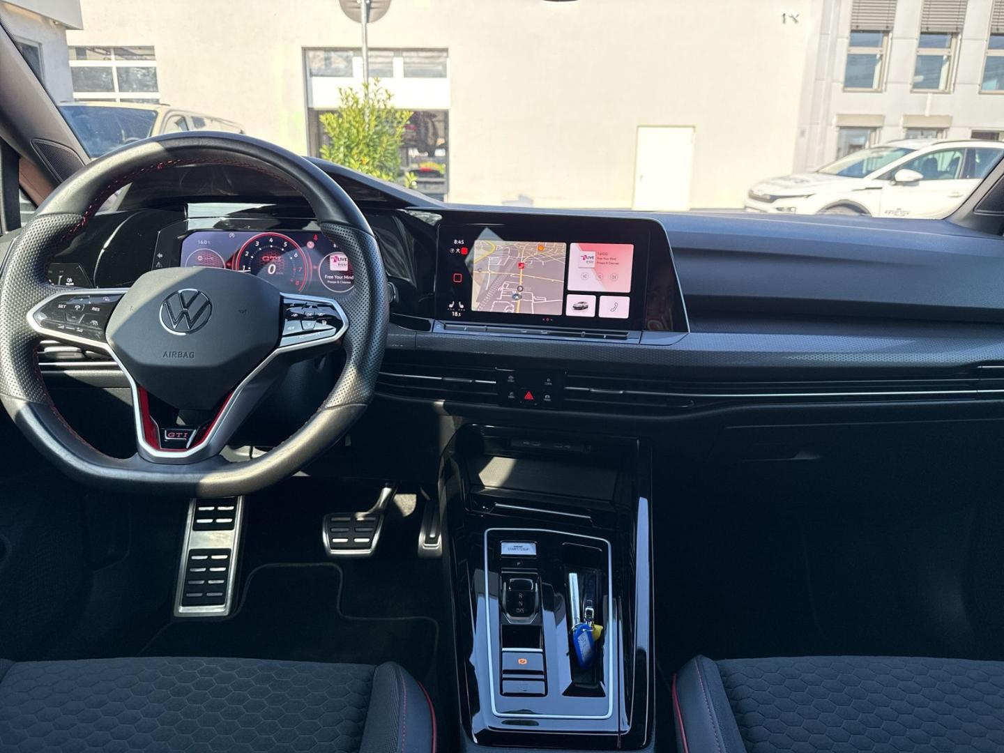 Volkswagen Golf GTI Clubsport 2,0 TSI DSG 19''Estoril Kamer, миниатюра 9