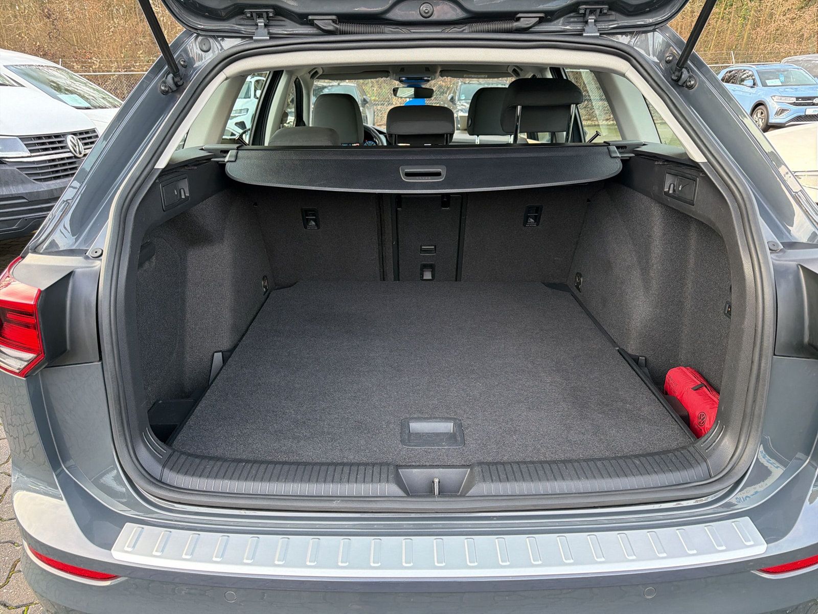 Golf  Variant Life eTSi DSG Navi AZV LED