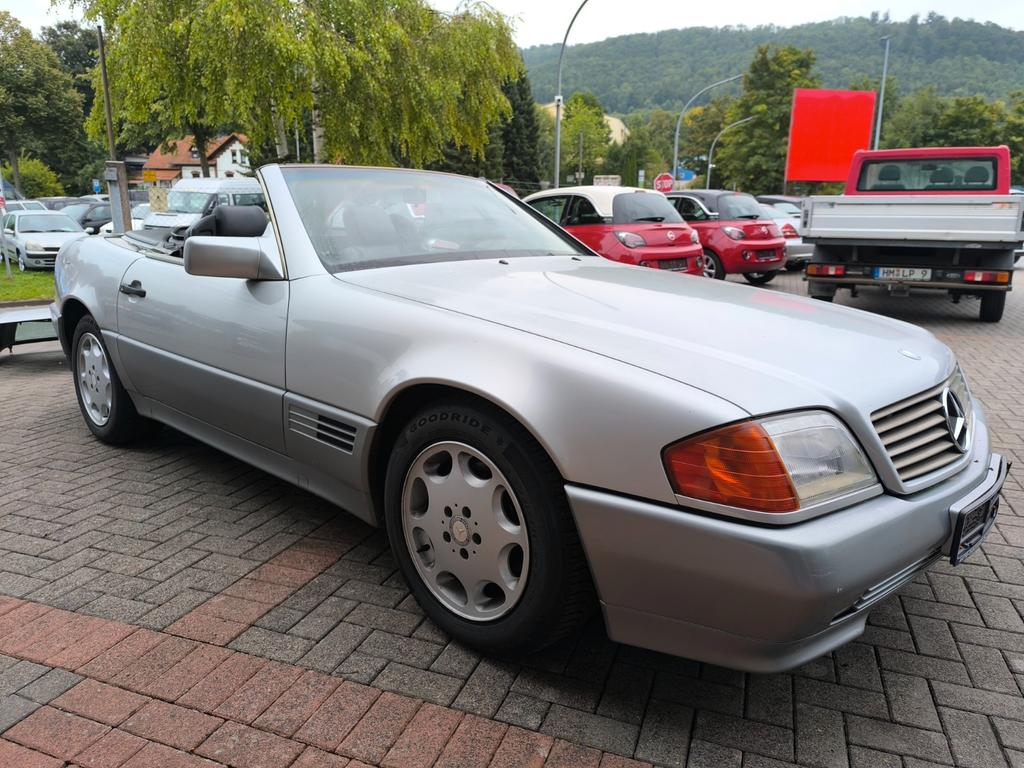 Mercedes-Benz SL 300