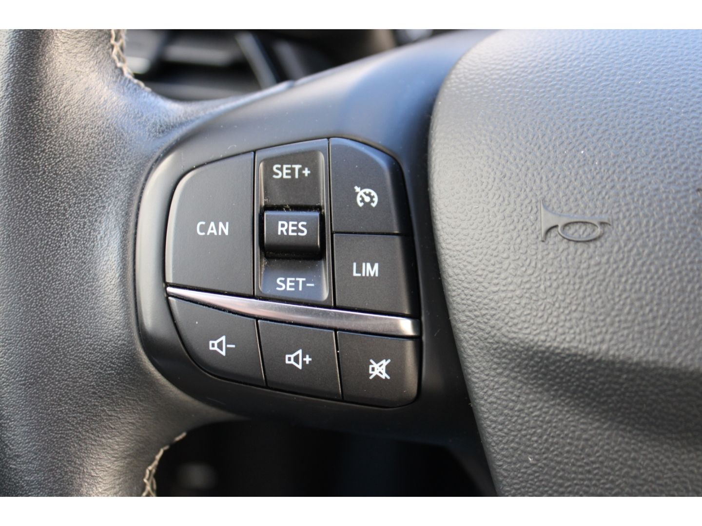 Fahrzeugabbildung Ford Fiesta Cool & Connect AppLink GRA PDC Winter-P.