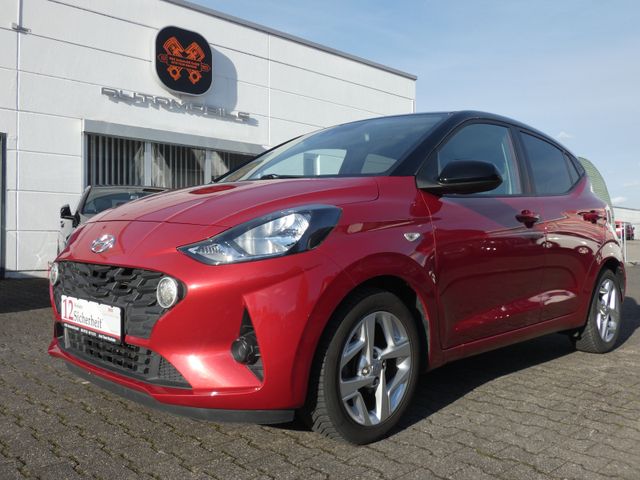 Hyundai i10 Automatik Deluxe *NAVI*SITZHEIZ.*KAMERA*ALU