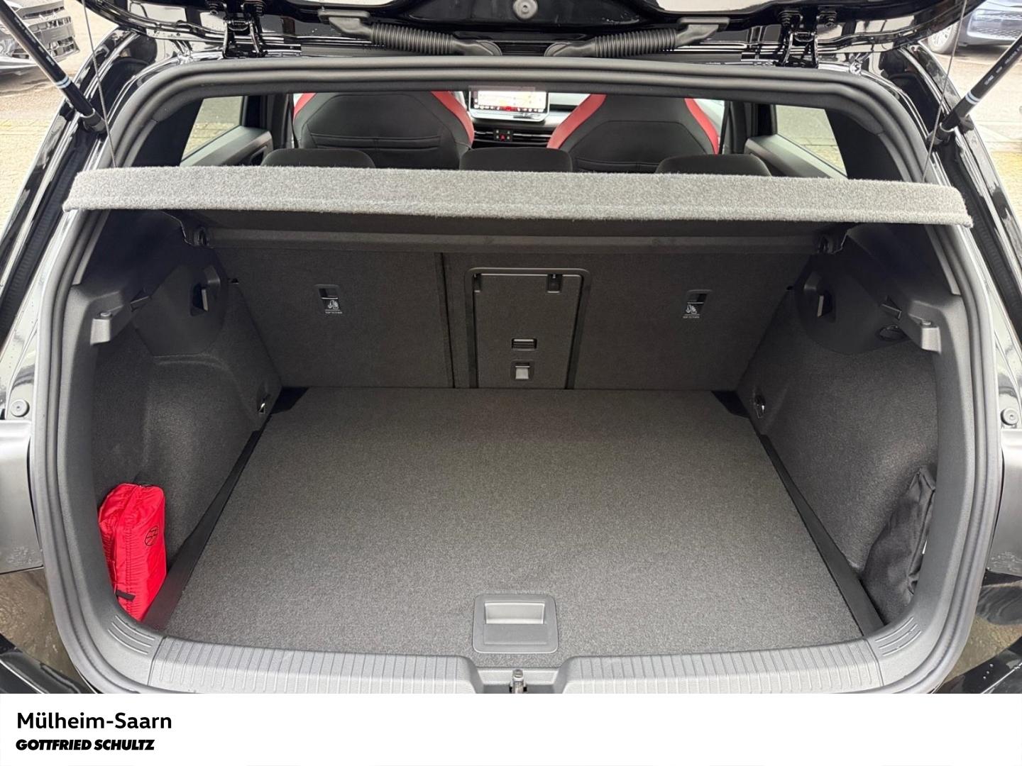 Volkswagen Golf GTI 2 0 l TSI DSG Standhzg. B-Paket AreaV, миниатюра 6