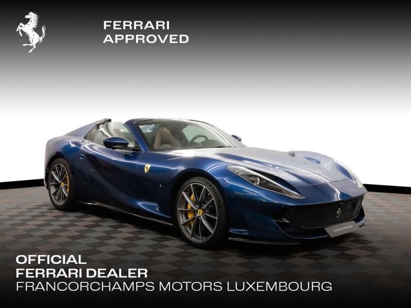 FERRARI 812