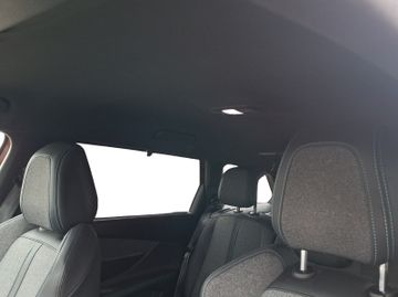 Peugeot 5008 Allure Pack 1.2 136 Kam.+KeyLess+LED+Navi