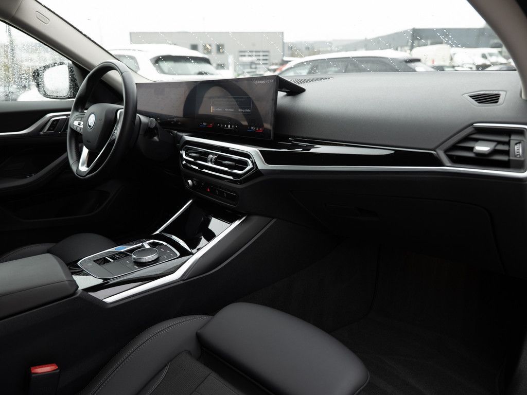 BMW i4 - Bild 11